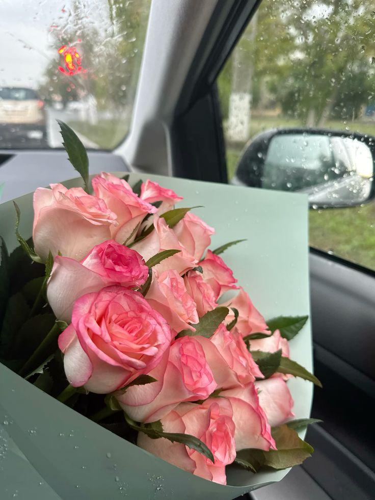 Corporate meeting room with carefully timed floral arrangements that maintain elegance throughout business hours